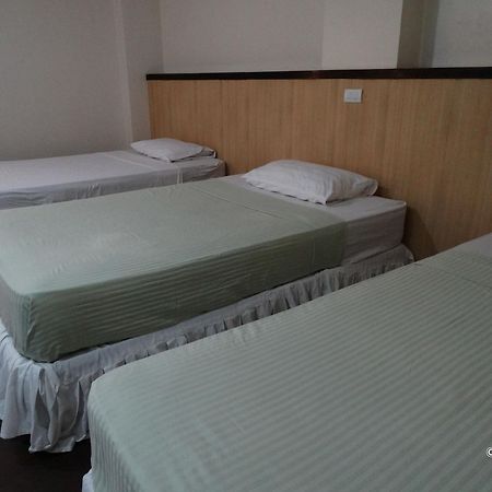 판다 티 가든 스위트 호텔 타그빌라란 외부 사진